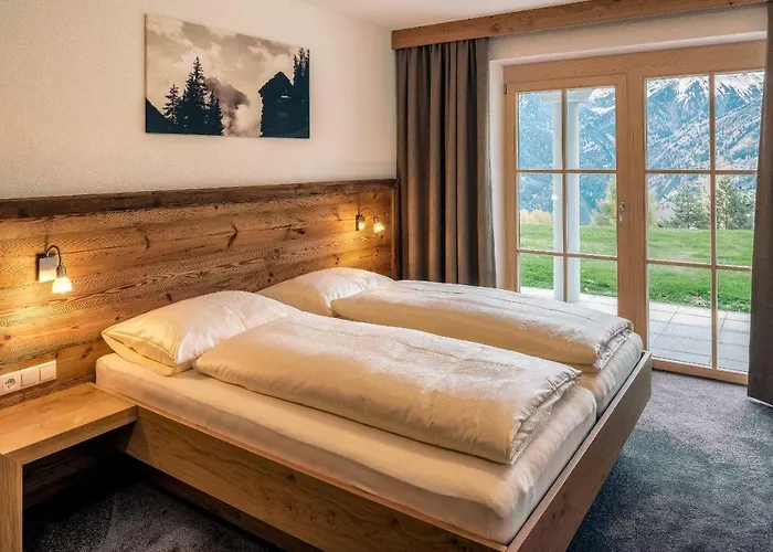 Alexander Διαμέρισμα Fiss